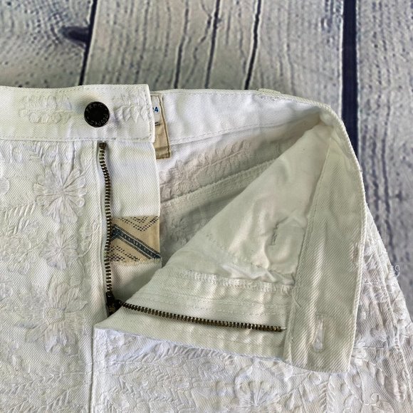 Free People Etienne Field Embroidered Cutoffs Denim Shorts - Picture 7 of 8